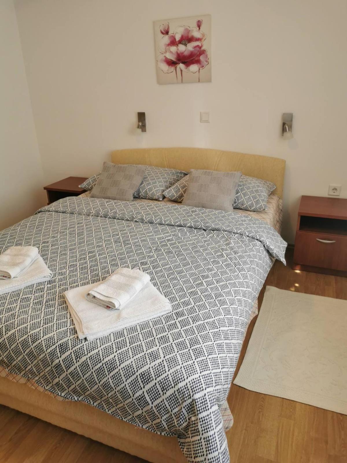 Guest House Domig Licko Lesce Kamer foto